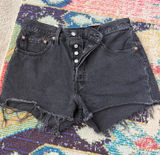Levi’s 501 Shorts Photo 0