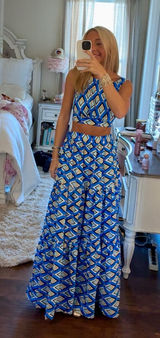 Two-Piece Boutique Set Photo 0