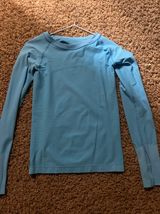 Athletic Long Sleeve Shirt Blue Size XS Photo 0