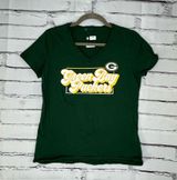 Green Bay Packers Women's Green and Yellow Graphic Top T Shirt SZ S/M Streetwear Photo 0