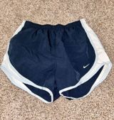 shorts Photo 0