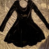 Elegant Black Velvet Dress Photo 0