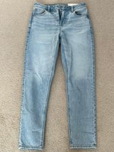NEW Mom Jeans Photo 0