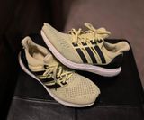 Adidas Womens Sz 9.5 Ultraboost Photo 0
