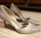 Bandolino Nude Patent Leather Heels Photo 0