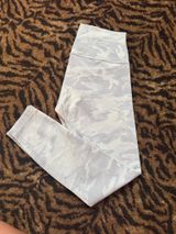 Lululemon Leggings Align 25" White Camo Photo 0