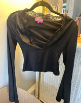 Black Edikted Top Lace Photo 0
