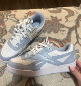 Reebok Sneakers Photo 0