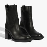 Schutz Wyatt Black Leather Mid Calf Boots Size 7 fall autumn winter nyc minimal Photo 0