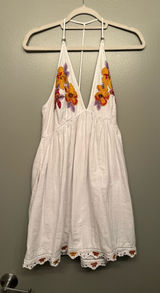 White Floral Dress Photo 0