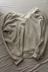 Cream v neck sweater adreamly Tan Size M Photo 0