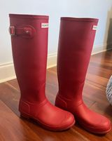 Matt Red  Boots Photo 0