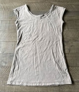 Bella Bird Women's Gray Basic Tee Tank Top‎ size Small Photo 0