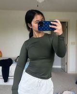 H&M Top Photo 0
