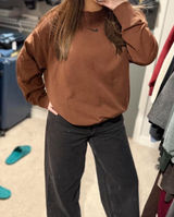 Nike Oversized Brown Crewneck Photo 0
