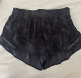 Lululemon Hotty Shorts 2.5" Photo 0