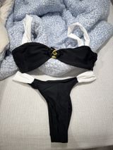 Bikini Black Photo 0
