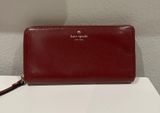 Kate Spade Wallet Photo 0