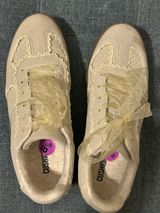 8.5 women's tan shoes Photo 0