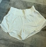 Lululemon Hotty Hot High-Rise 2.5" Shorts Photo 0