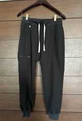 Figs Women's Zamora Jogger Scrub Pants Black EUC SIZE Medium Photo 0