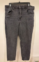 American Eagle Curvy Mom Jeans Photo 0
