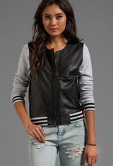 Leather Jacket Photo 0