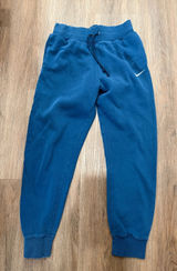 Nike Sportswear Essential Womens Fleece Jogger Pants Blue Teal Swoosh Size M Photo 0