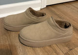 American Eagle Slippers Photo 0