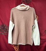 Women’s Beige and Tan Sweater Size L Photo 0