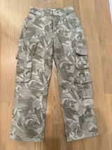 Women’s Abercrombie Cargo Pants in Beige Camo - Lightweight Utility Trousers Photo 0