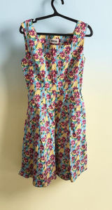 Circus UK Retro‎ Floral Print Fit & Flare Sleeveless Midi Dress - Small Photo 0