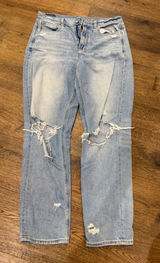 American Eagle Jeans Outfitters Photo 0