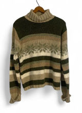Fashion Bug Vintage y2k Nordic Soft Green Beige Snowflake Turtle Neck Sweater Photo 0