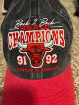 Chicago Bulls Hat NBA Photo 0