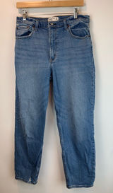 Abercrombie & Fitch The Mom High Rise sz 10 medium wash high rise Photo 0