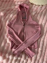 Holister cropped zip up Photo 0