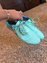 Nike cleats Photo 0