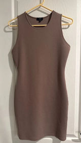 Women’s boutique dress size medium Brown Photo 0