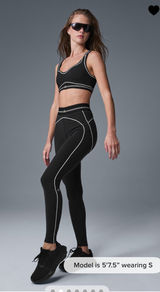 Alo airbrush set (selling both leggings and sports bra in the photo) Photo 0