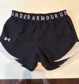 Under Armour Shorts Photo 0