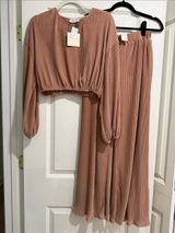 NWT Dress Forum Ribbed Two-Piece Wide-Leg Set in Dusty Rose Photo 0