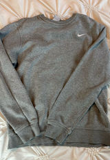 Nike Pullover Medium Women’s Photo 0