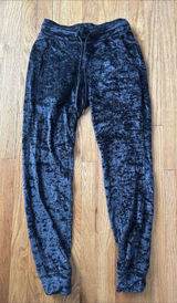 Lululemon size 4 pants Ready To Crush Women High Rise Jogger Velour‎ comfort Photo 0