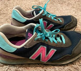 New Balance 574 Women's Size 7.5 Navy/Teal/Pink Retro Sneaker Moderate Wear Photo 0