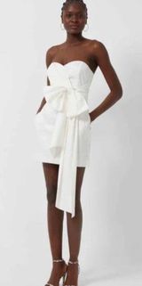 White  Dress Photo 0