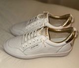 Vintage Havana Sneakers Photo 0