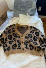 Animal Print Cropped Cardigan Photo 0