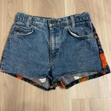 Vintage Levi’s Denim Shorts Photo 0