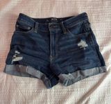 Hollister Jean Shorts Mid-Rise Photo 0